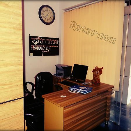 The Royal Hotel Chhatarpur Esterno foto