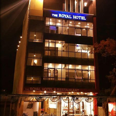 The Royal Hotel Chhatarpur Esterno foto